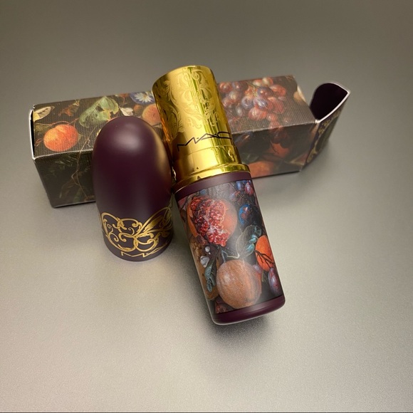 MAC “On A Petal-Still” Lipstick - Picture 5 of 10